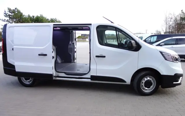 RENAULT Trafic Long Nowy Model  2.0 DCI 130 KM Klima Kamera 