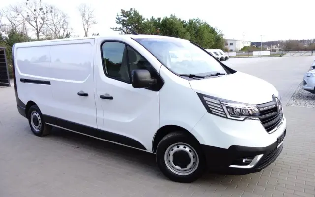 RENAULT Trafic Long Nowy Model  2.0 DCI 130 KM Klima Kamera 