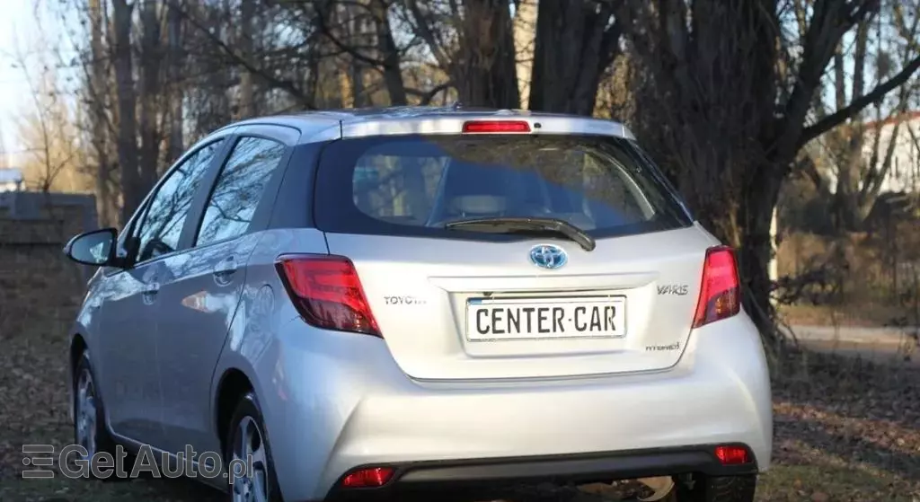 TOYOTA Yaris 