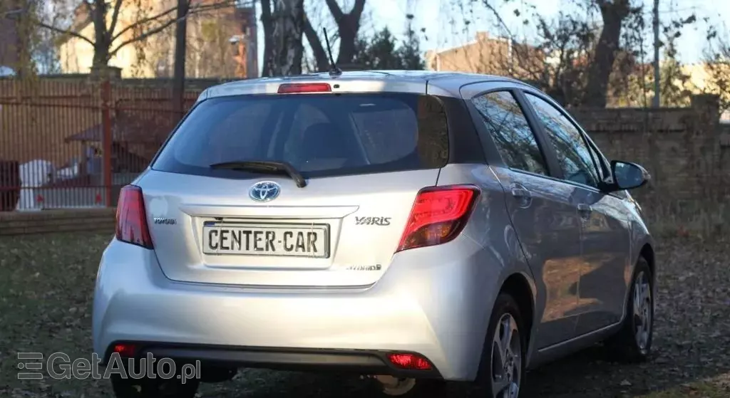 TOYOTA Yaris 