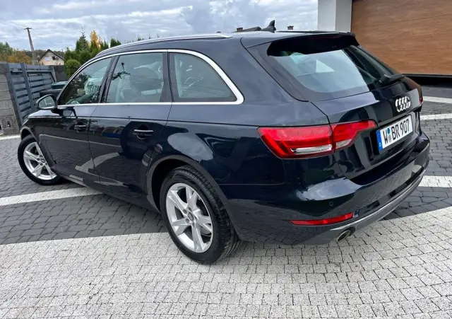 AUDI A4 Avant 2.0 TDI ultra sport
