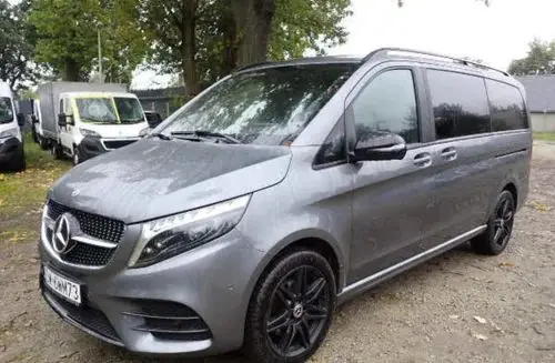 MERCEDES-BENZ Klasa V 