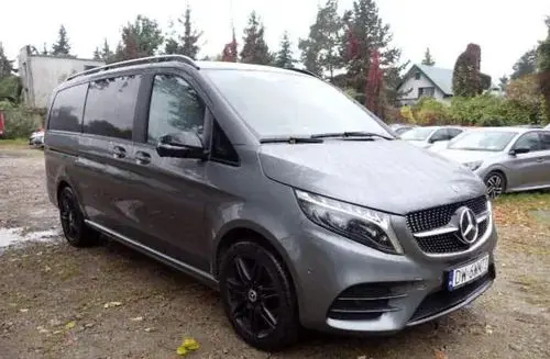 MERCEDES-BENZ Klasa V 