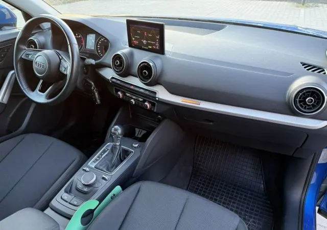 AUDI Q2 35 TFSI S tronic