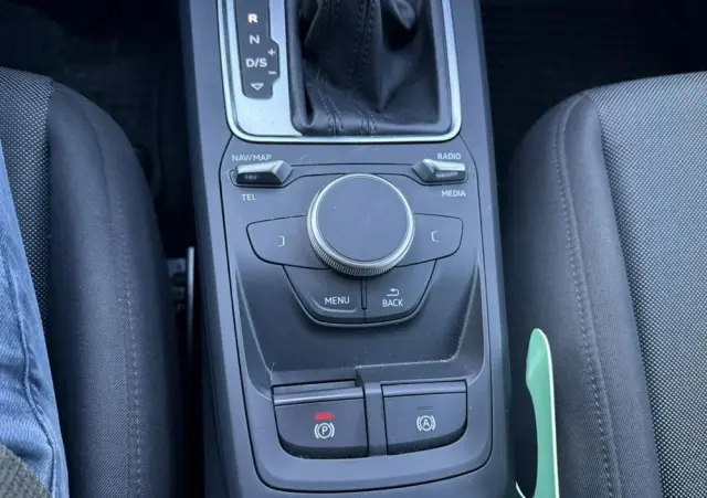 AUDI Q2 35 TFSI S tronic