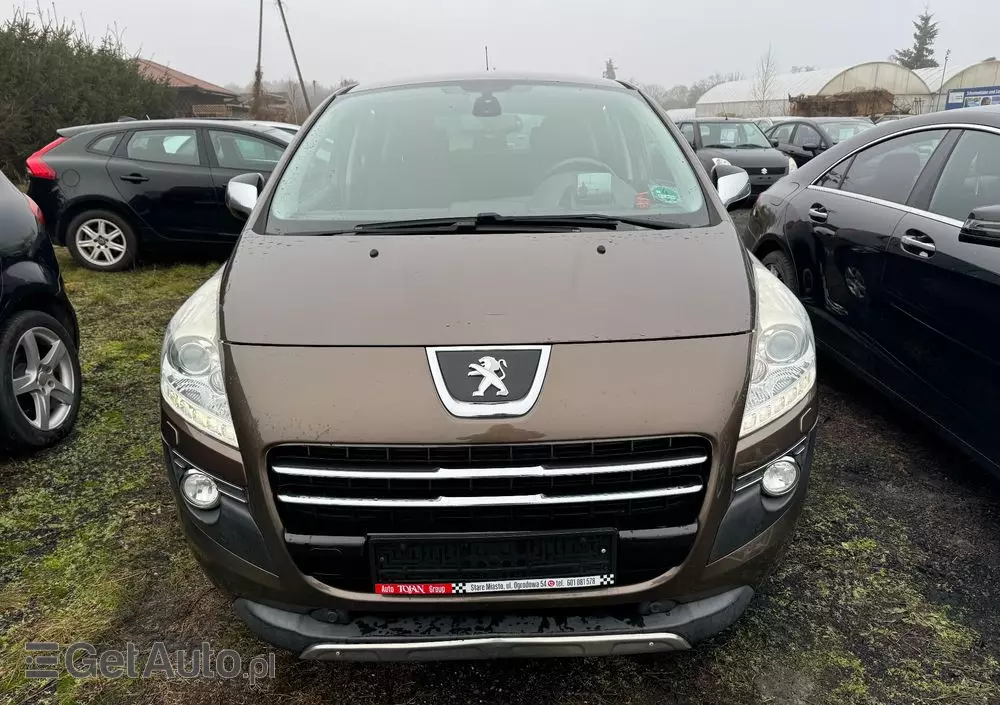 PEUGEOT 3008 2.0 HDi HYbrid4
