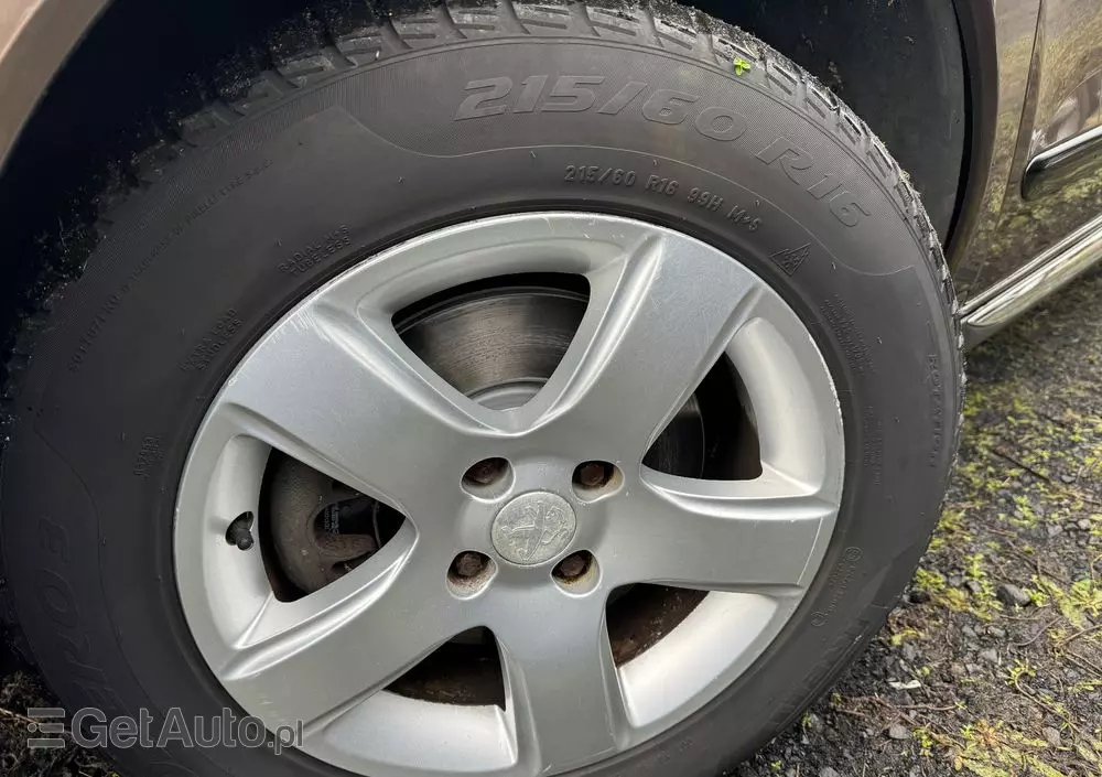 PEUGEOT 3008 2.0 HDi HYbrid4