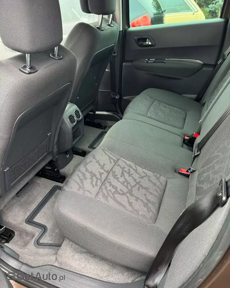 PEUGEOT 3008 2.0 HDi HYbrid4