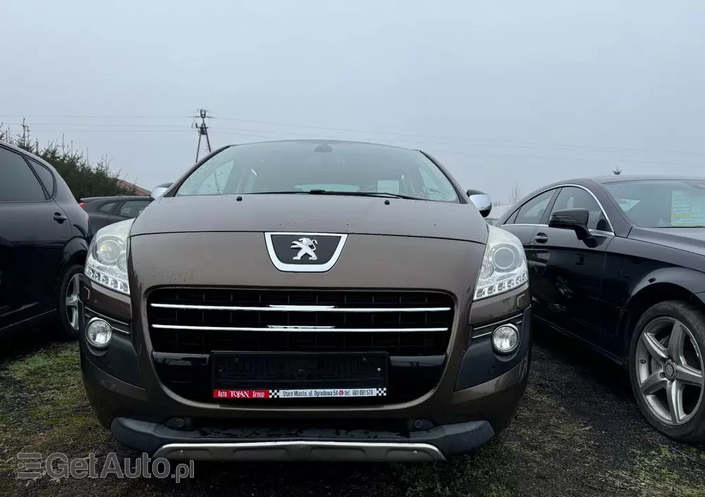 PEUGEOT 3008 2.0 HDi HYbrid4