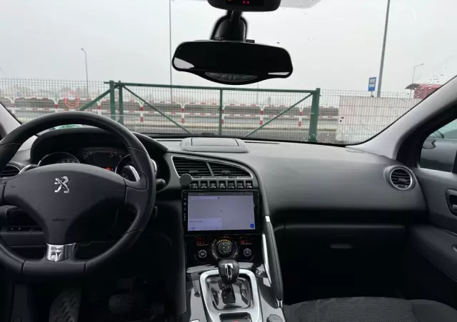 PEUGEOT 3008 2.0 HDi HYbrid4