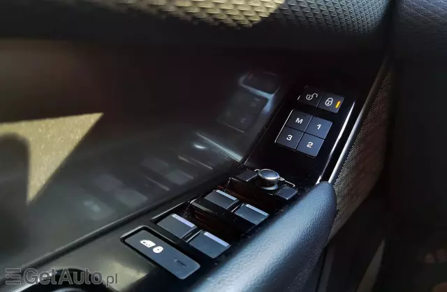 LAND ROVER Range Rover Velar D 300 3.0 V6 (300 KM) AWD Automatic