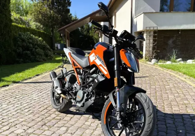 KTM 125 Duke 