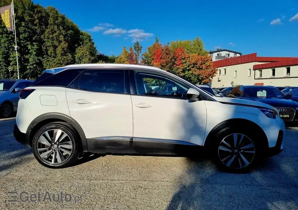 PEUGEOT 3008 1.5 BlueHDi Allure S&S