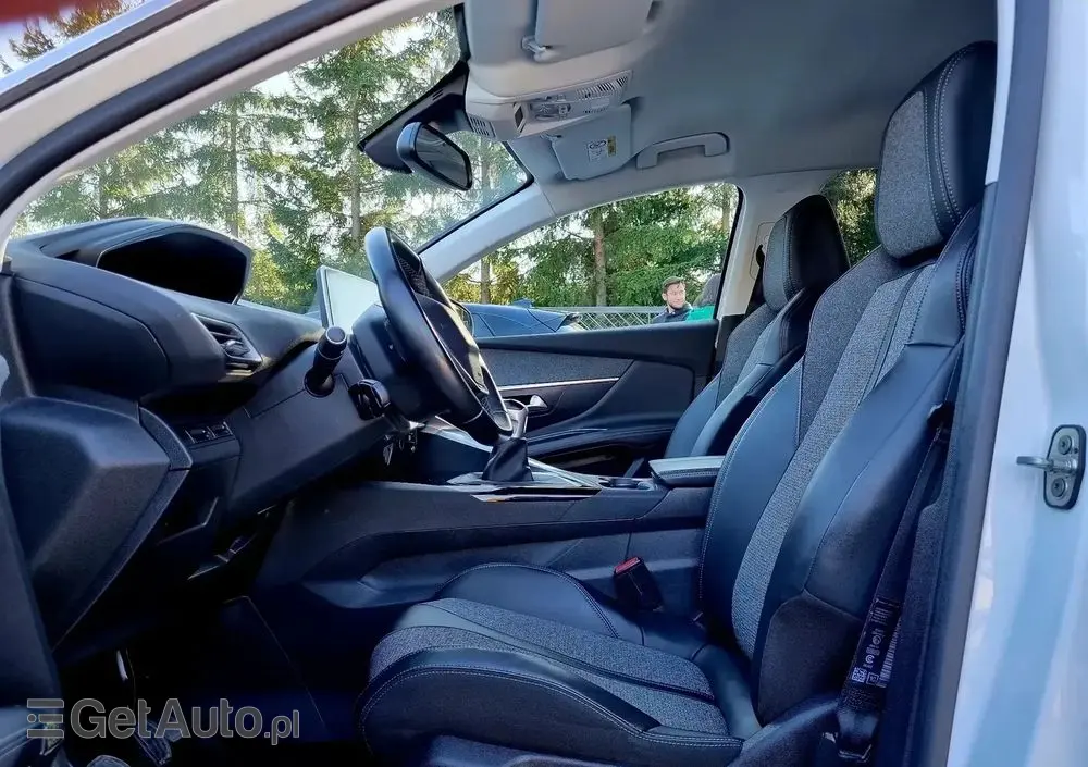 PEUGEOT 3008 1.5 BlueHDi Allure S&S