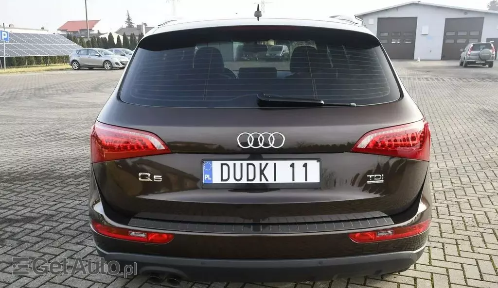AUDI Q5 