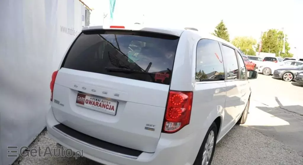 DODGE Grand Caravan 