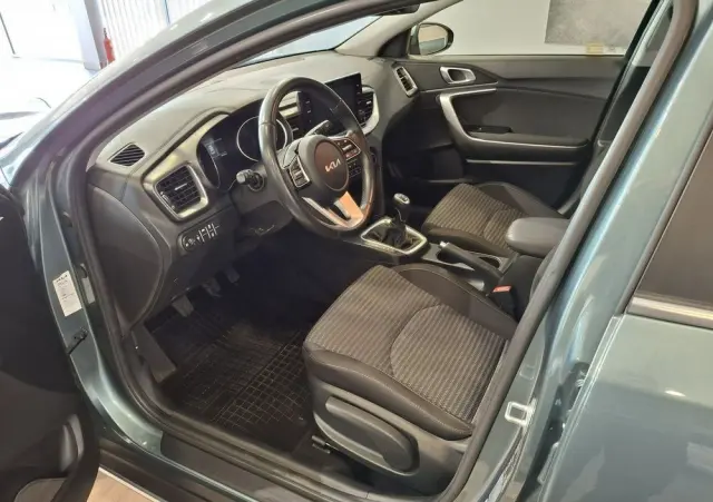 KIA XCeed 1.5 T-GDI M