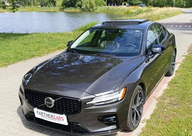 VOLVO S60 B5 B AWD Inscription