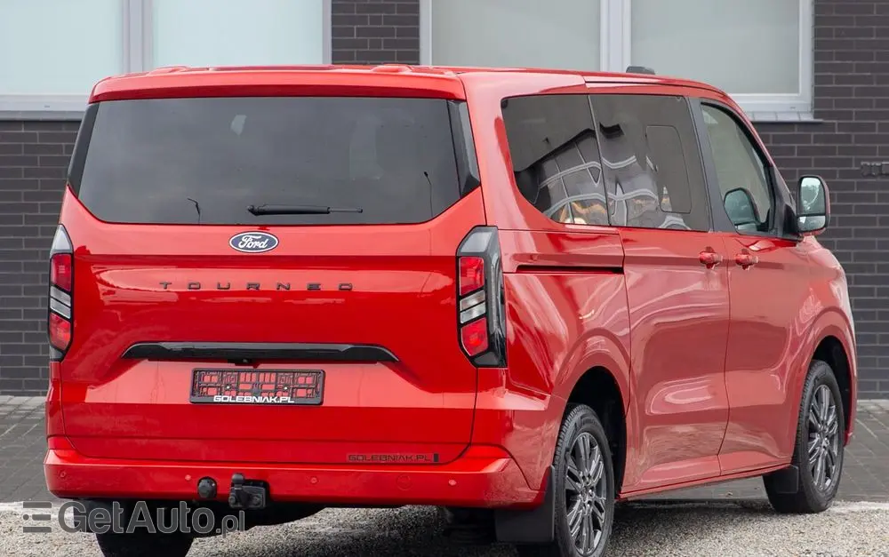 FORD Tourneo Custom 