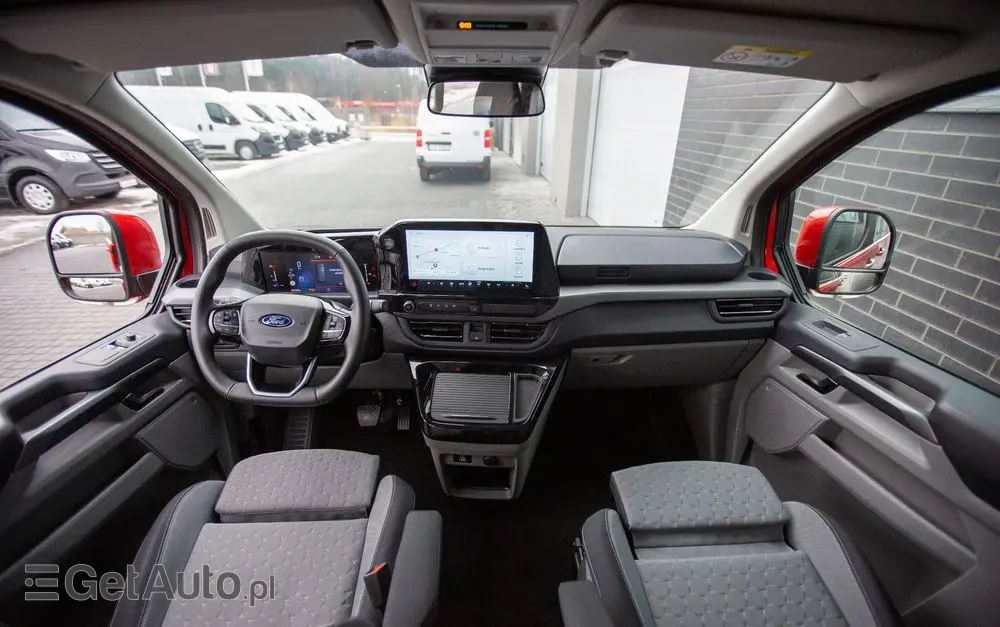 FORD Tourneo Custom 