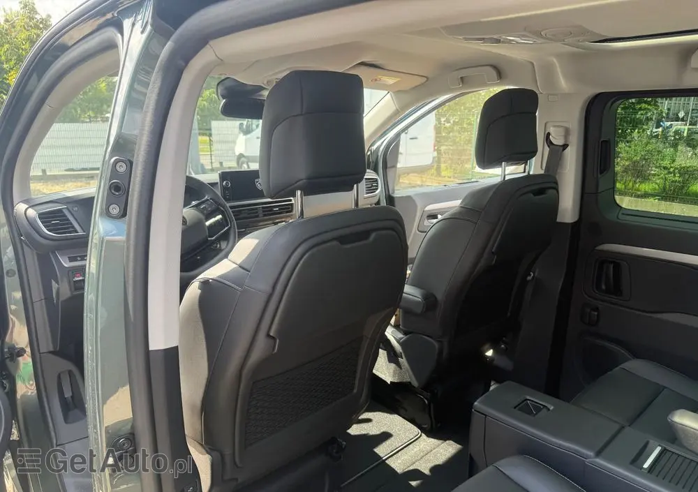 PEUGEOT Traveller 2.0 BlueHDi Long Business VIP EAT8