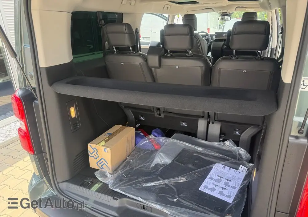 PEUGEOT Traveller 2.0 BlueHDi Long Business VIP EAT8