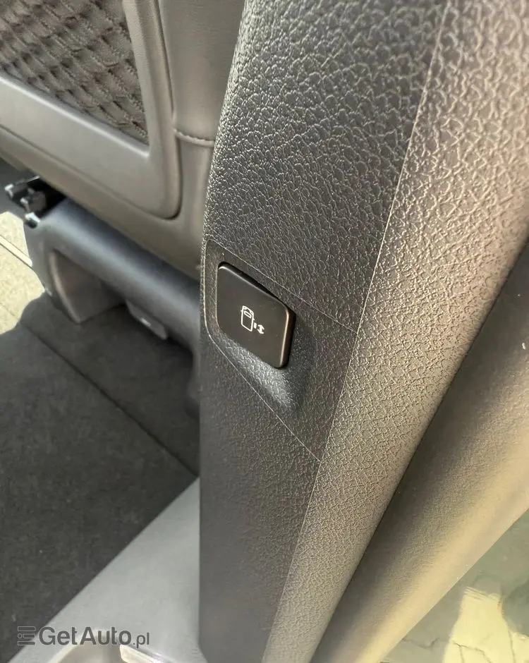 PEUGEOT Traveller 2.0 BlueHDi Long Business VIP EAT8