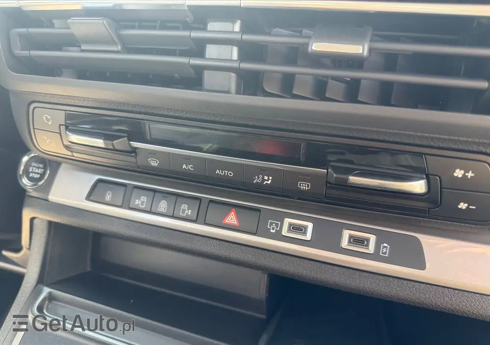 PEUGEOT Traveller 2.0 BlueHDi Long Business VIP EAT8