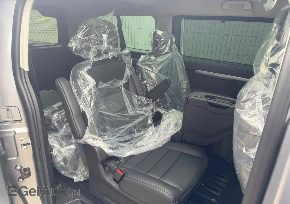 PEUGEOT Traveller 2.0 BlueHDi Long Business VIP EAT8