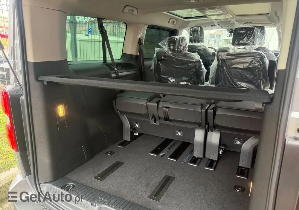 PEUGEOT Traveller 2.0 BlueHDi Long Business VIP EAT8