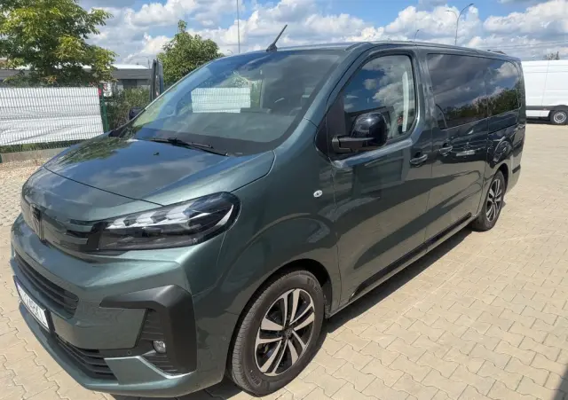 PEUGEOT Traveller 2.0 BlueHDi Long Business VIP EAT8