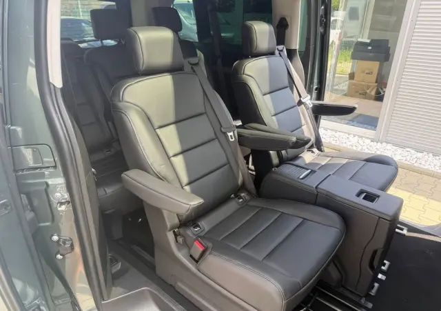 PEUGEOT Traveller 2.0 BlueHDi Long Business VIP EAT8