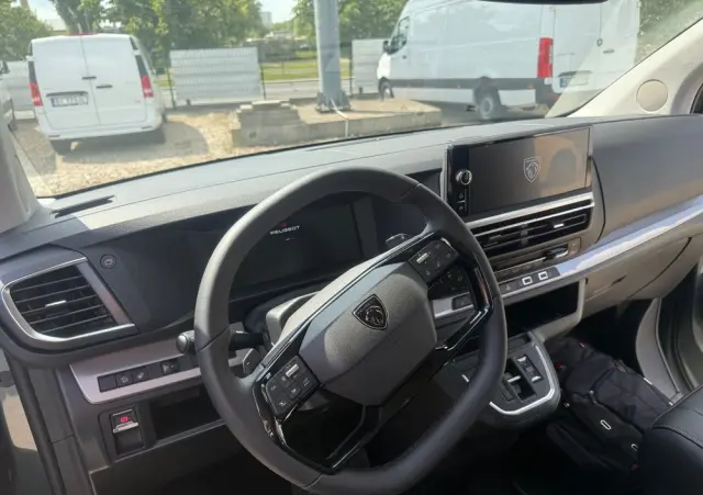 PEUGEOT Traveller 2.0 BlueHDi Long Business VIP EAT8