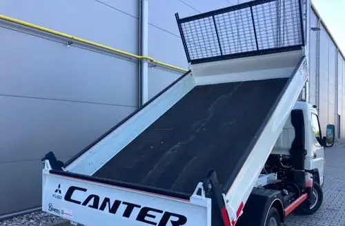 MITSUBISHI Canter Fuso 