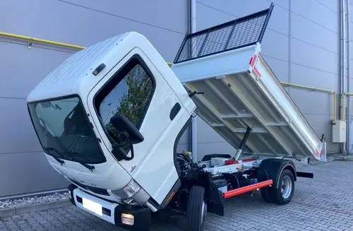 MITSUBISHI Canter Fuso 