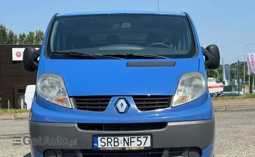 RENAULT Trafic 