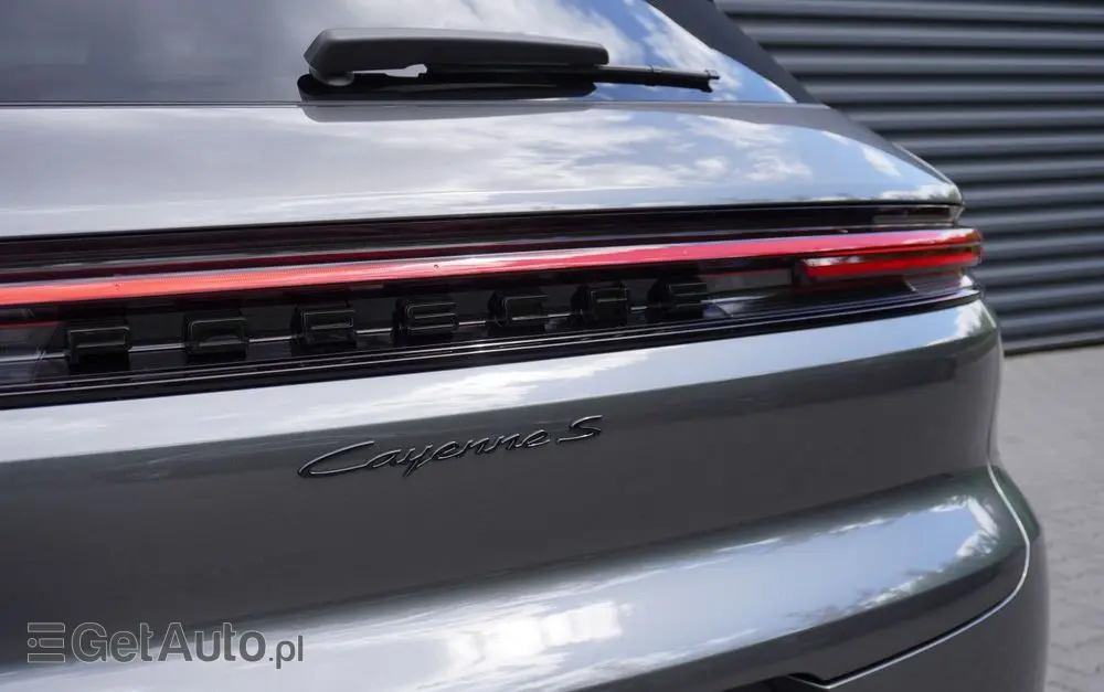 PORSCHE Cayenne S