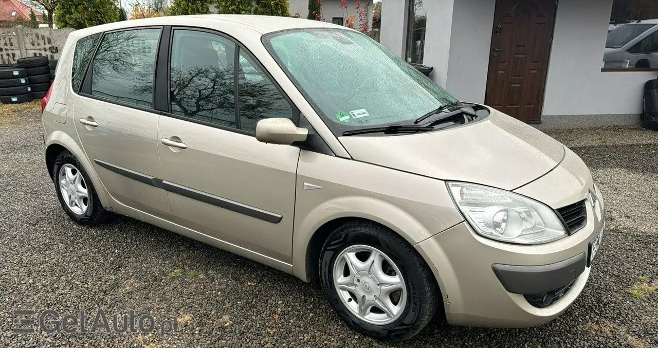 RENAULT Scenic 