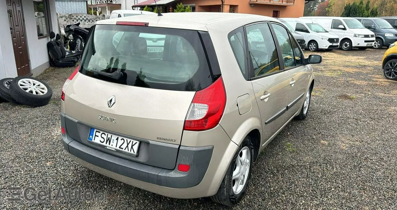 RENAULT Scenic 