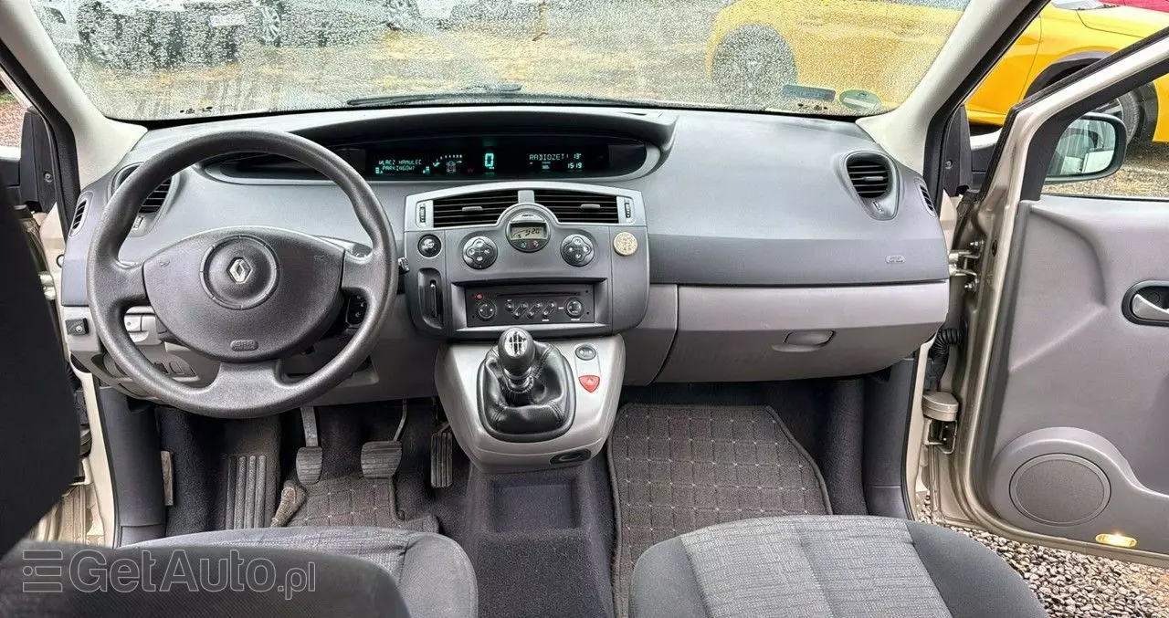 RENAULT Scenic 