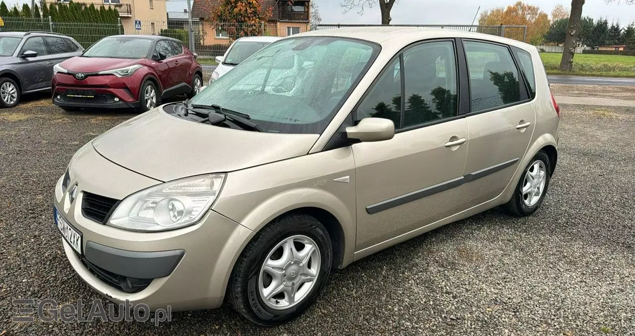 RENAULT Scenic 