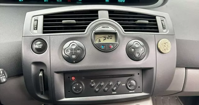 RENAULT Scenic 