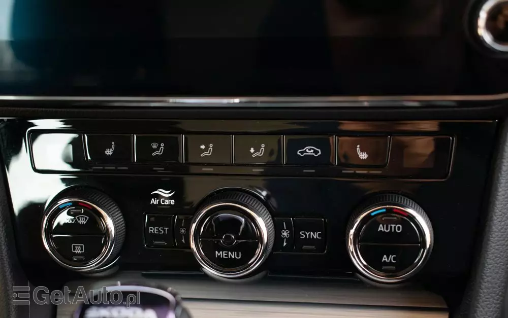 SKODA Superb 2.0 TSI Style DSG