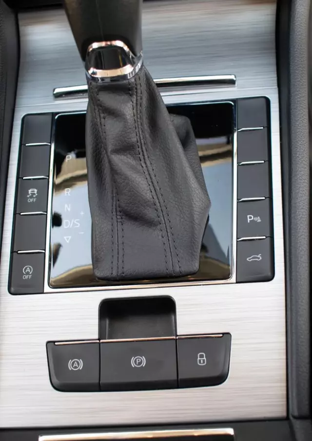 SKODA Superb 2.0 TSI Style DSG