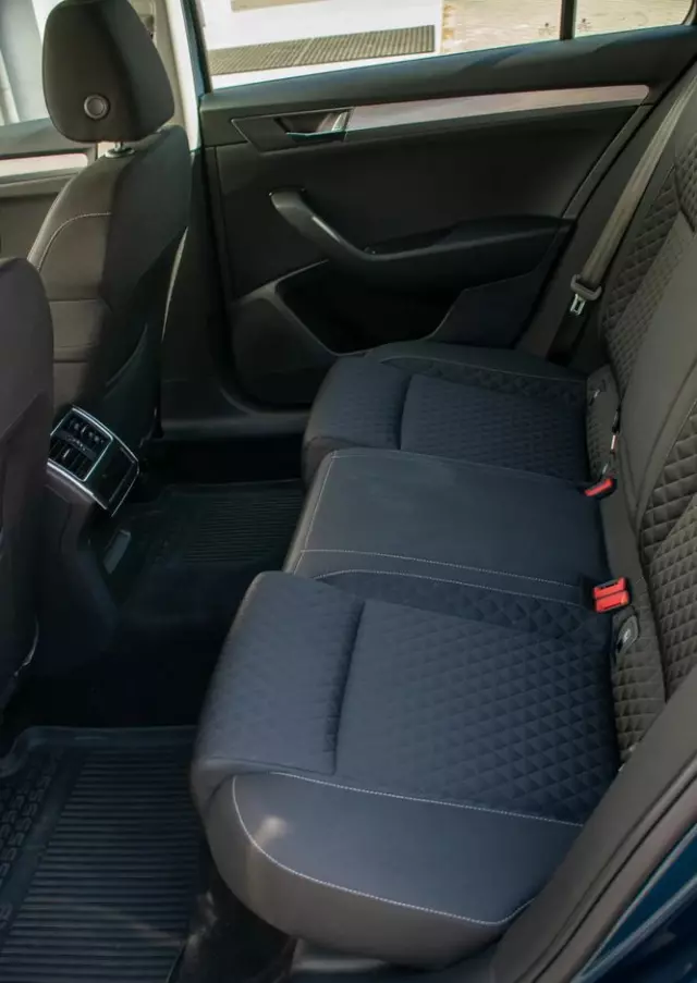 SKODA Superb 2.0 TSI Style DSG