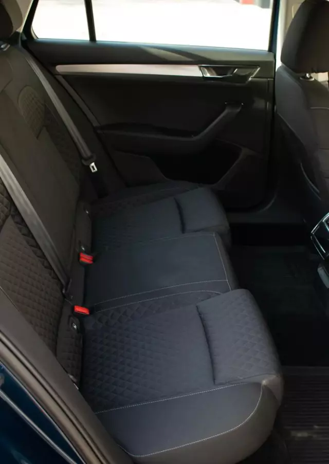 SKODA Superb 2.0 TSI Style DSG