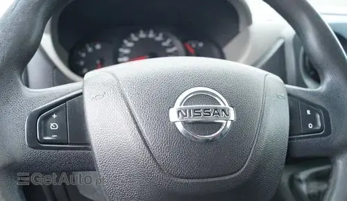 NISSAN Inny 