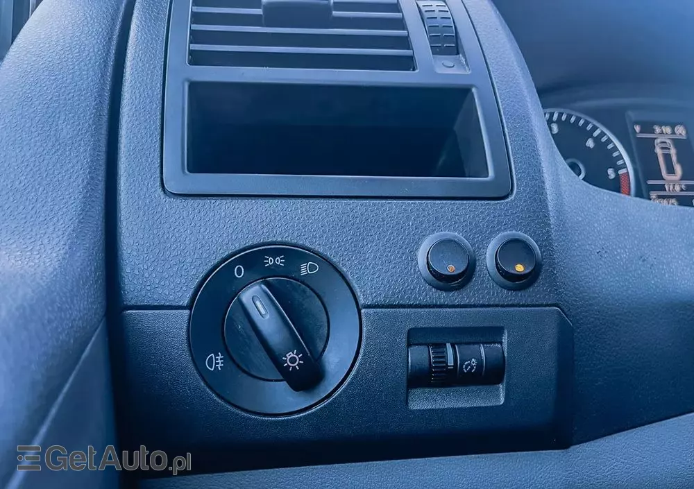 VOLKSWAGEN Transporter T5 4MOTION GP BiTDI MR`10 E5 3.2t 