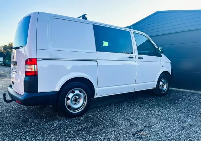 VOLKSWAGEN Transporter T5 4MOTION GP BiTDI MR`10 E5 3.2t 