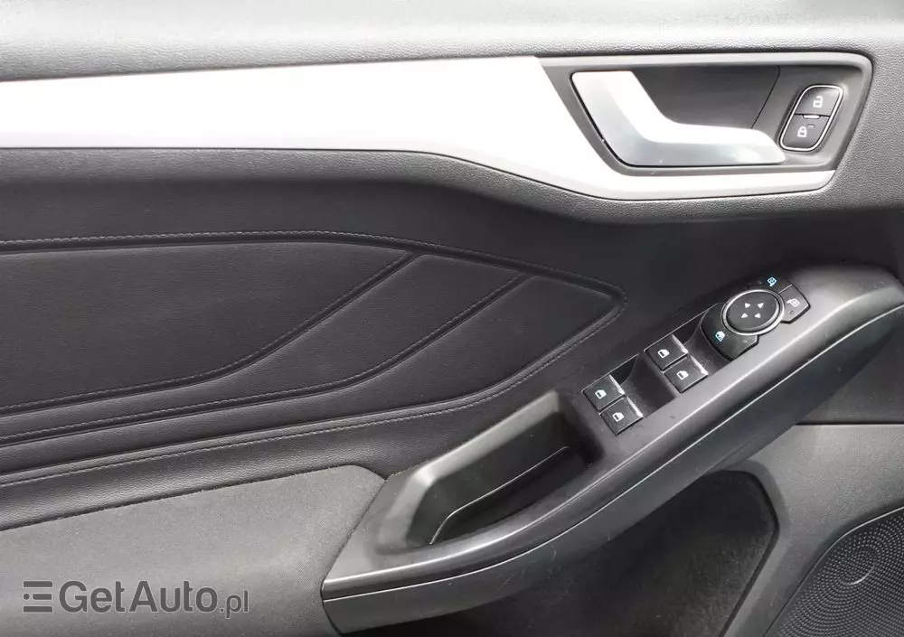 FORD Focus 1.5 TDCi SYNC Edition